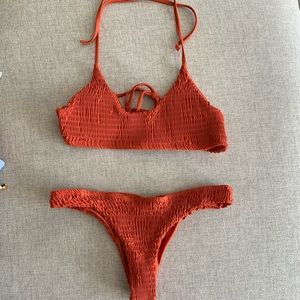Orange ribbed bikini